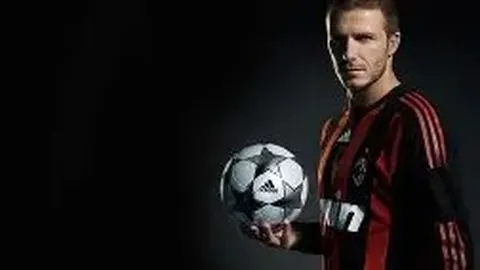 日本队备战12强赛国足对决，韩国队评估赛同步进行